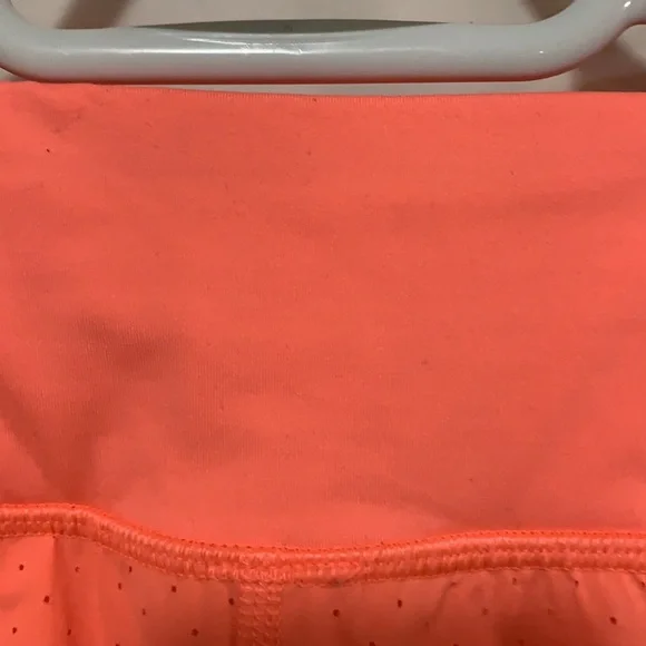 Lululemon Final Lap Short 2.5” - Pop Orange Sz 4 - Picture 7 of 11